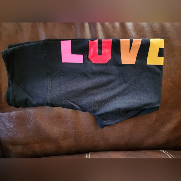 Victoria Secrets Pink Leggings - Picture 2 of 4